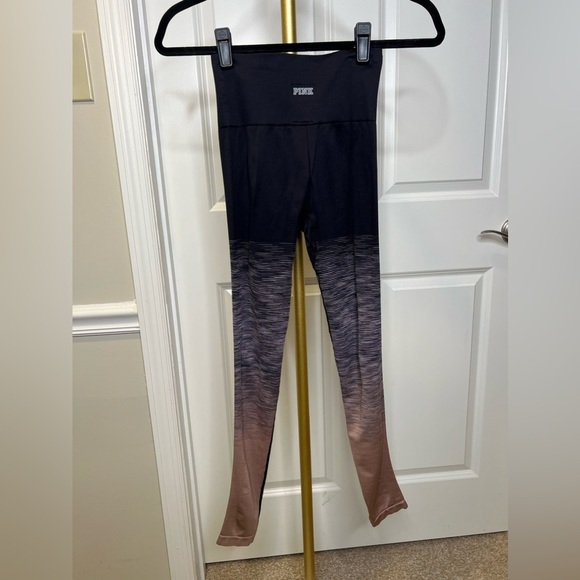 Victoria’s Secret PINK ombré striped seamless leggings - Picture 2 of 11